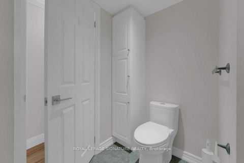 Photo 8 at 1404 - 22 Clarissa Drive, Harding, Richmond Hill