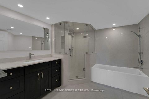 Photo 31 at 1404 - 22 Clarissa Drive, Harding, Richmond Hill