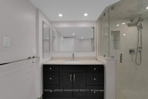 Photo 32 at 1404 - 22 Clarissa Drive, Harding, Richmond Hill