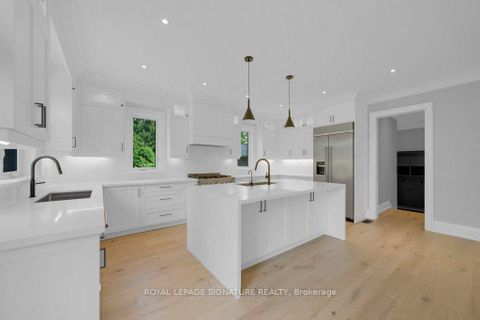 Photo 12 at 92 Howard Road, Leslie Valley, Newmarket