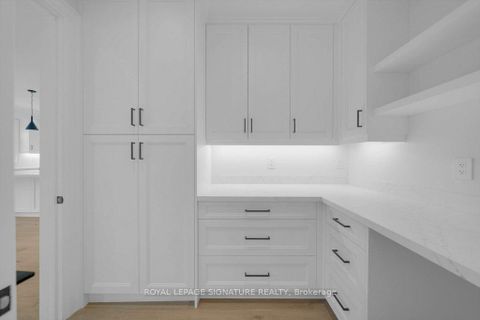 Photo 17 at 92 Howard Road, Leslie Valley, Newmarket