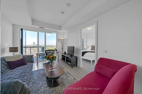 Photo 8 at 2039 - 20 Inn On The Park Drive, Don Mills, Toronto