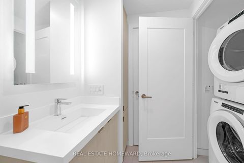 Photo 17 at 2039 - 20 Inn On The Park Drive, Don Mills, Toronto