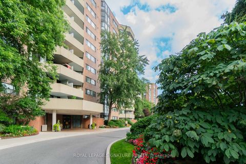 Photo 3 at 409 - 50 Baif Boulevard, North Richvale, Richmond Hill