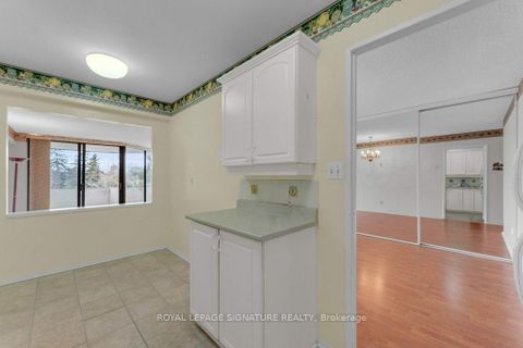 Photo 10 at 409 - 50 Baif Boulevard, North Richvale, Richmond Hill