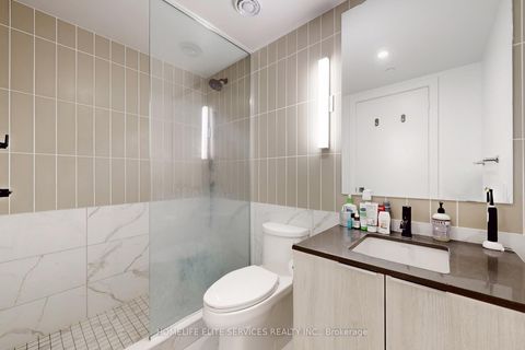 Photo 26 at 703 - 327 King Street W, Waterfront Communities C1, Toronto