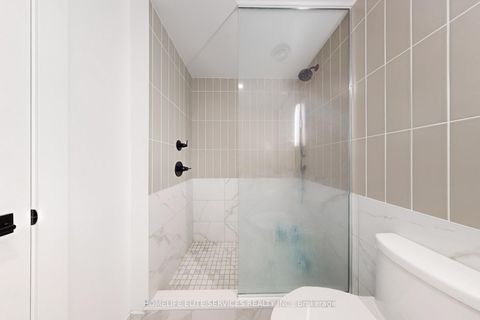 Photo 28 at 703 - 327 King Street W, Waterfront Communities C1, Toronto