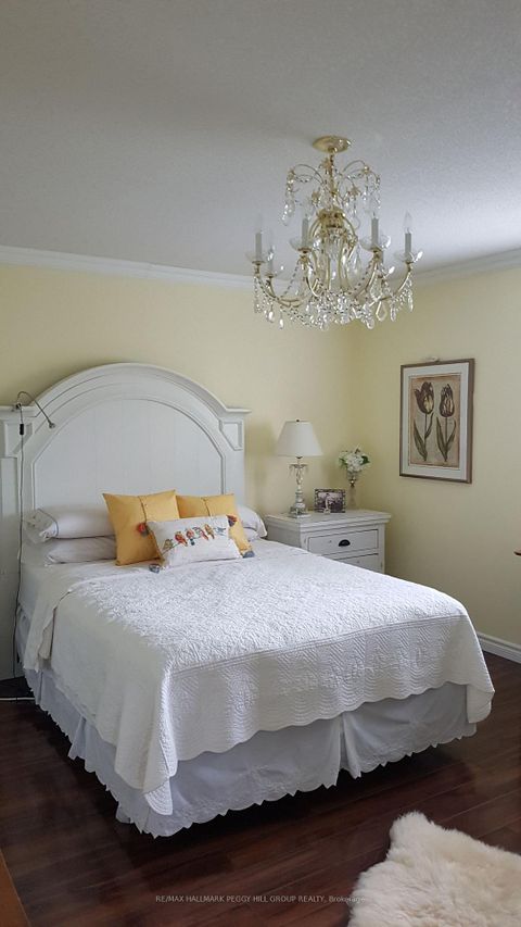 Photo 4 at 76 Stanley Street, East Bayfield, Barrie