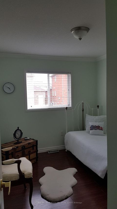 Photo 5 at 76 Stanley Street, East Bayfield, Barrie