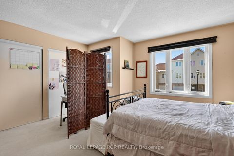 Photo 29 at 10 - 369 Riddell Court, College Manor, Newmarket