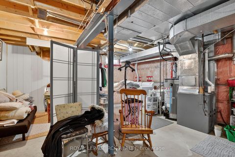 Photo 34 at 10 - 369 Riddell Court, College Manor, Newmarket