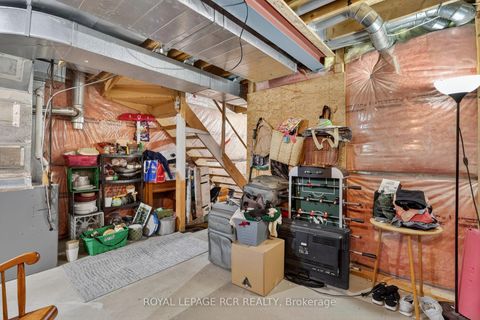 Photo 36 at 10 - 369 Riddell Court, College Manor, Newmarket