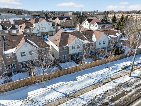 Photo 39 at 10 - 369 Riddell Court, College Manor, Newmarket