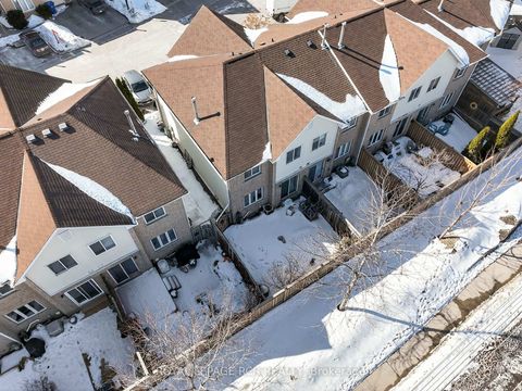 Photo 40 at 10 - 369 Riddell Court, College Manor, Newmarket