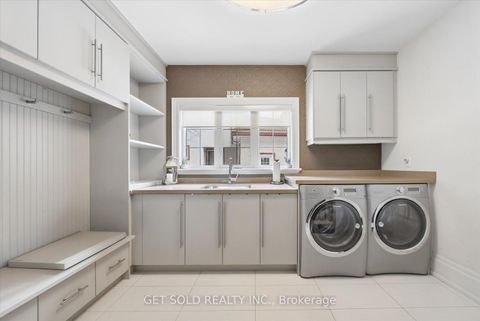 Photo 16 at 8 Thornhill Avenue, Uplands, Vaughan