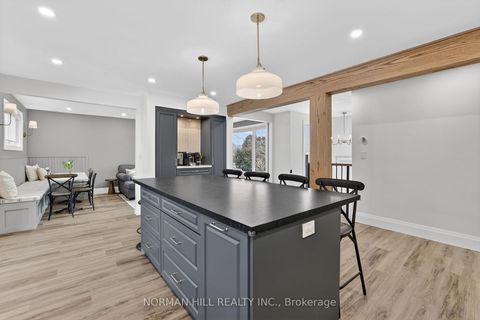 Photo 8 at 4 Patrick Drive, Aurora Highlands, Aurora