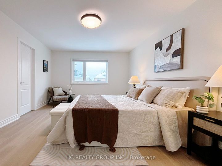 Photo 23 at 43 Sedgeway Heights, Vellore Village, Vaughan