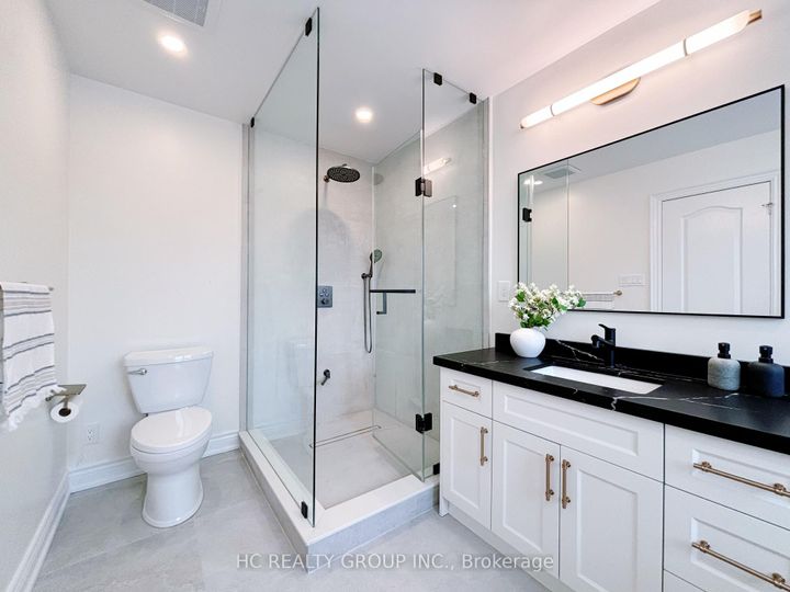 Photo 27 at 43 Sedgeway Heights, Vellore Village, Vaughan