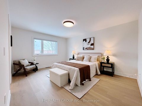 Photo 22 at 43 Sedgeway Heights, Vellore Village, Vaughan