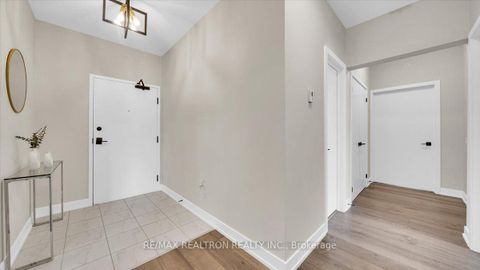 Photo 5 at 504 - 10 Culinary Lane, Rural Barrie Southeast, Barrie