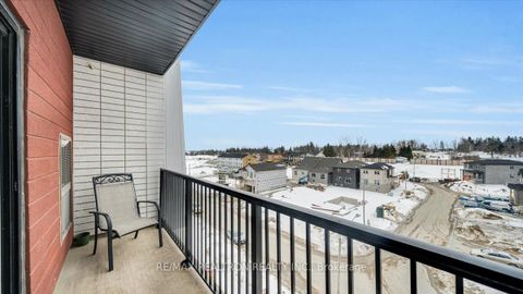 Photo 14 at 504 - 10 Culinary Lane, Rural Barrie Southeast, Barrie