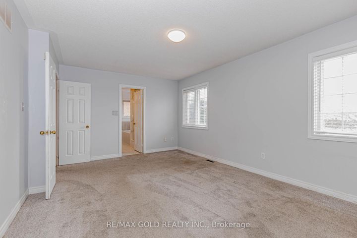 Photo 21 at 64 Mossgrove Crescent, Northwest Sandalwood Parkway, Brampton