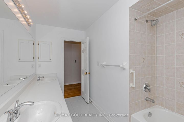 Photo 32 at 64 Mossgrove Crescent, Northwest Sandalwood Parkway, Brampton