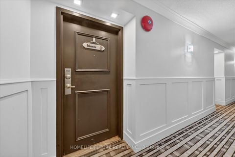 Photo 7 at 702 - 8 Silver Bell Grove, Malvern, Toronto