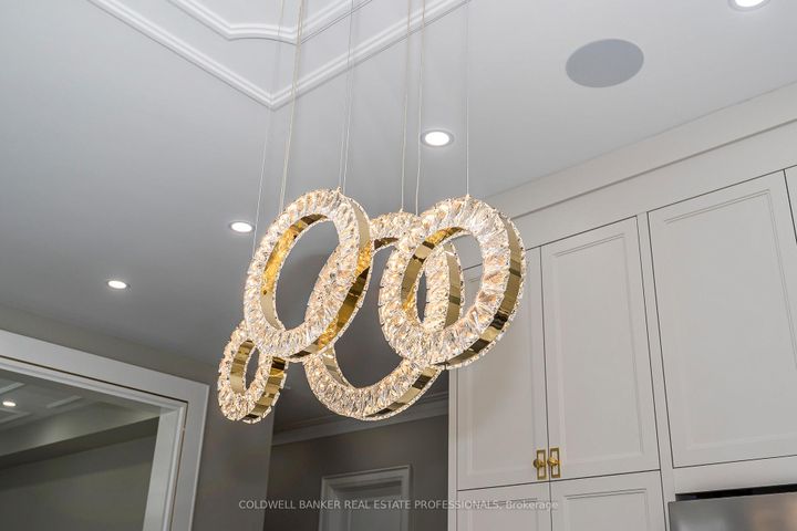 Photo 11 at 5 Barnsley Court, Maryvale, Toronto