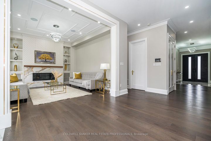 Photo 14 at 5 Barnsley Court, Maryvale, Toronto