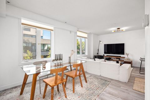 Photo 3 at 4304 - 43 Sudbury Street, Niagara, Toronto