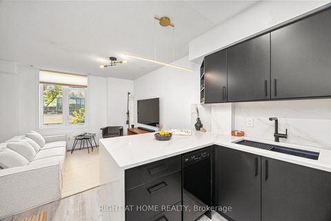 Photo 9 at 4304 - 43 Sudbury Street, Niagara, Toronto