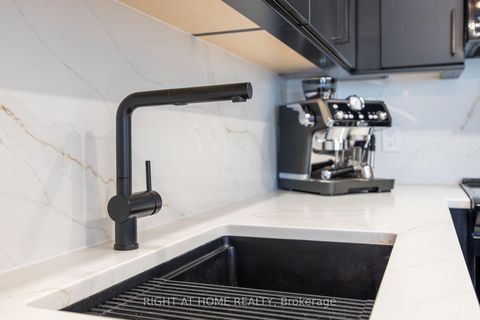 Photo 10 at 4304 - 43 Sudbury Street, Niagara, Toronto