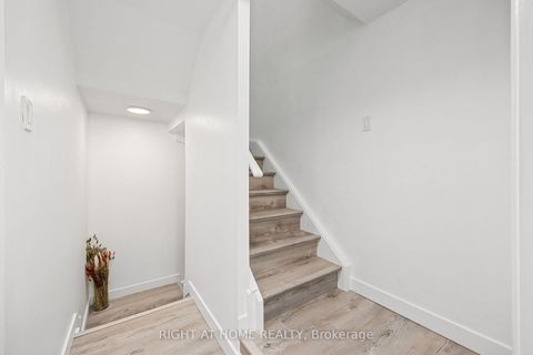 Photo 14 at 4304 - 43 Sudbury Street, Niagara, Toronto