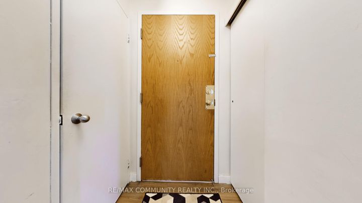 Photo 26 at 707 - 41 Markbrook Lane, Jamestown, Toronto