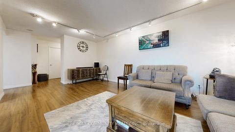 Photo 6 at 707 - 41 Markbrook Lane, Jamestown, Toronto