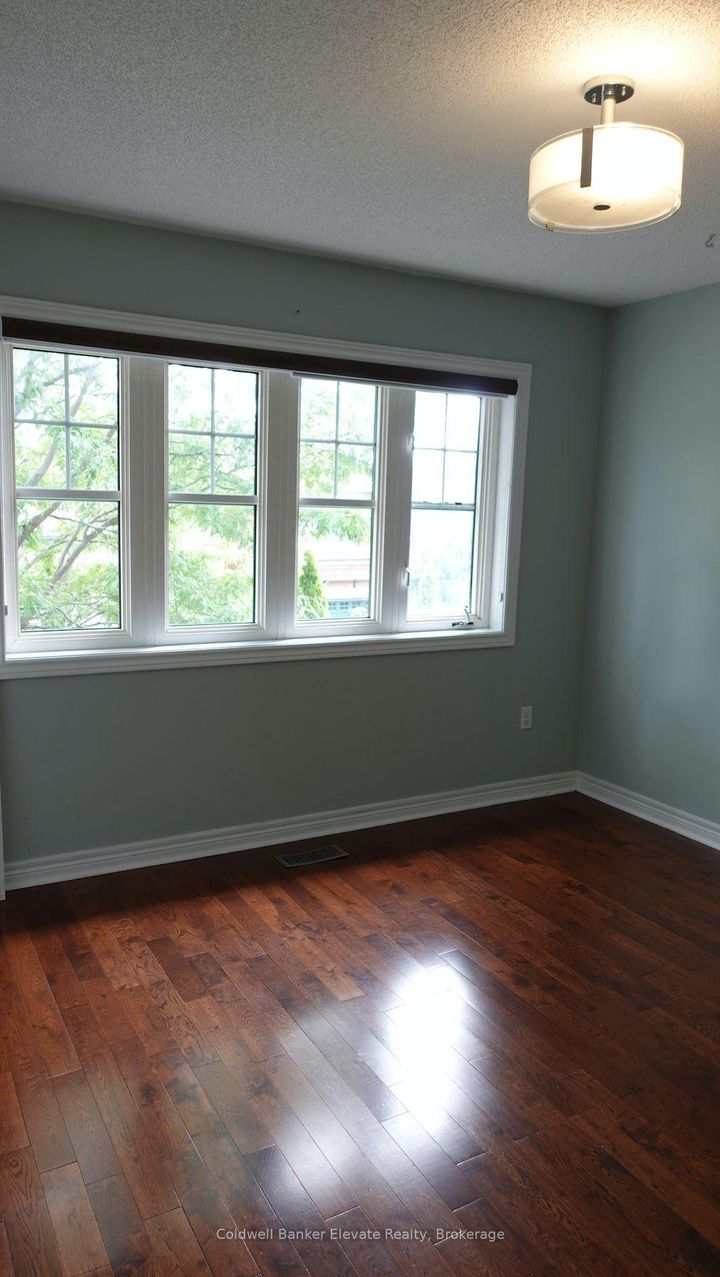 Photo 6 at 20 Goldnugget Road, Bram West, Brampton