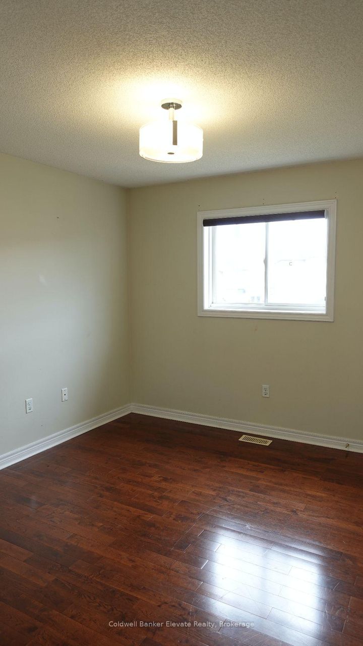 Photo 8 at 20 Goldnugget Road, Bram West, Brampton