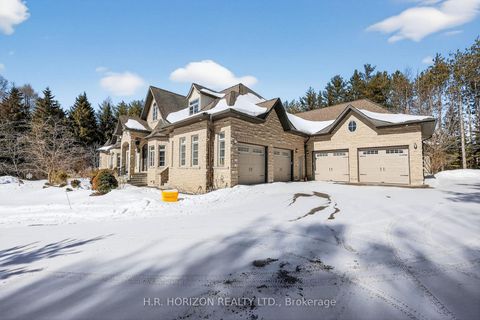 Photo 3 at 13045 Jane Street, King City, King