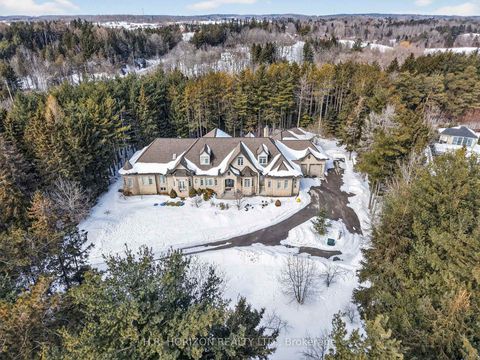 Photo 4 at 13045 Jane Street, King City, King