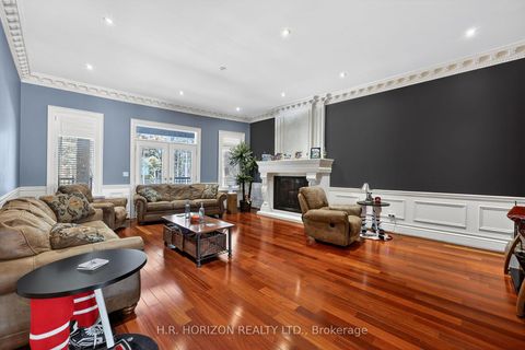 Photo 13 at 13045 Jane Street, King City, King