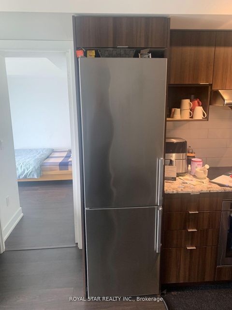 Photo 24 at 2010 - 7 Mabelle Avenue, City Centre West, Toronto