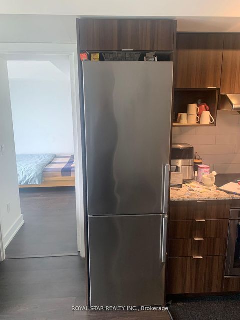 Photo 26 at 2010 - 7 Mabelle Avenue, City Centre West, Toronto