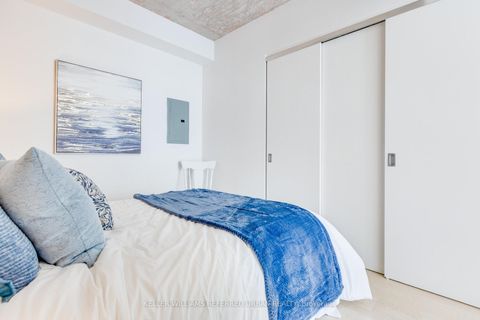 Photo 21 at 208 - 2 Gladstone Avenue, Little Portugal, Toronto