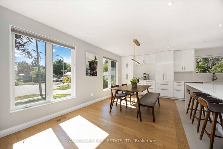 Photo 9 at 48 Marowyne Drive, Don Valley Village, Toronto