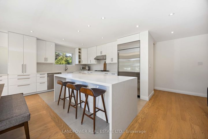 Photo 11 at 48 Marowyne Drive, Don Valley Village, Toronto