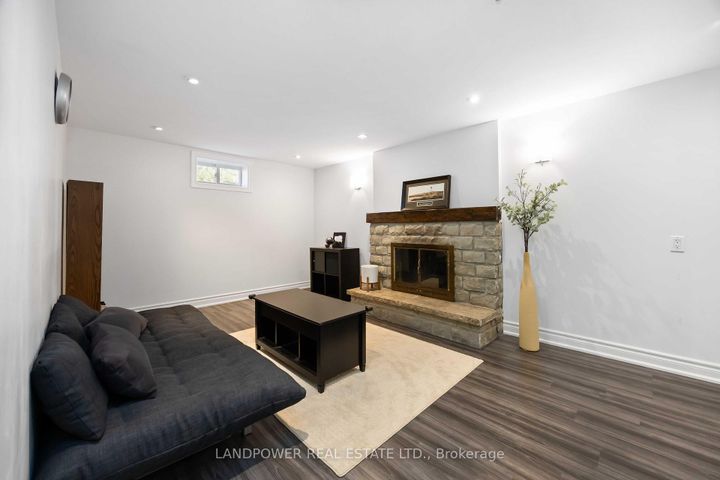 Photo 22 at 48 Marowyne Drive, Don Valley Village, Toronto