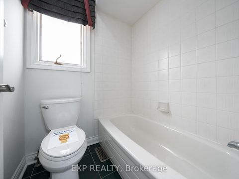 Photo 38 at 10 Edmund Crescent, Bayview Hill, Richmond Hill