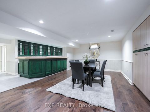 Photo 42 at 10 Edmund Crescent, Bayview Hill, Richmond Hill