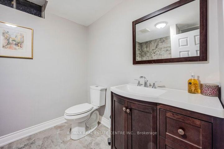 Photo 39 at 5580 Millbrook Lane, East Credit, Mississauga